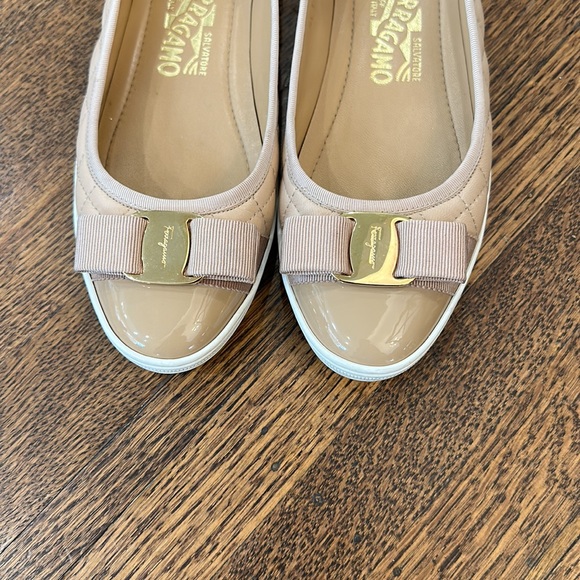 Salvadore Ferragamo Beige Flats ✨ - Picture 13 of 13